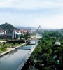 未來(lái)西寧，新增園林綠地66.67公頃，營(yíng)造40處花街花橋，建設(shè)9條森林徒步游彩色步道，構(gòu)筑5萬(wàn)平方米彩色綠化空間……